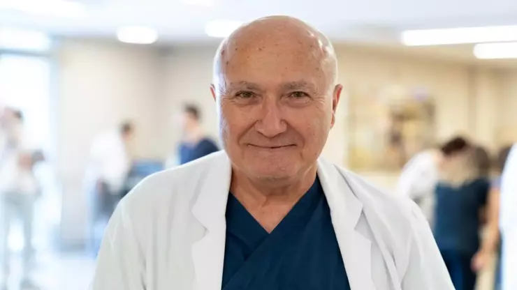 Sadece Tıbbi Değil, Sosyal ve Psikolojik Destek de Şart