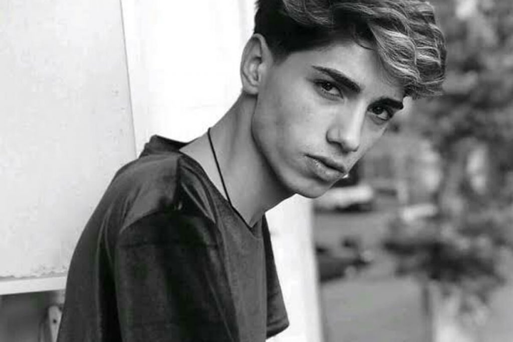 Yunus Eren 61 Kimdir?