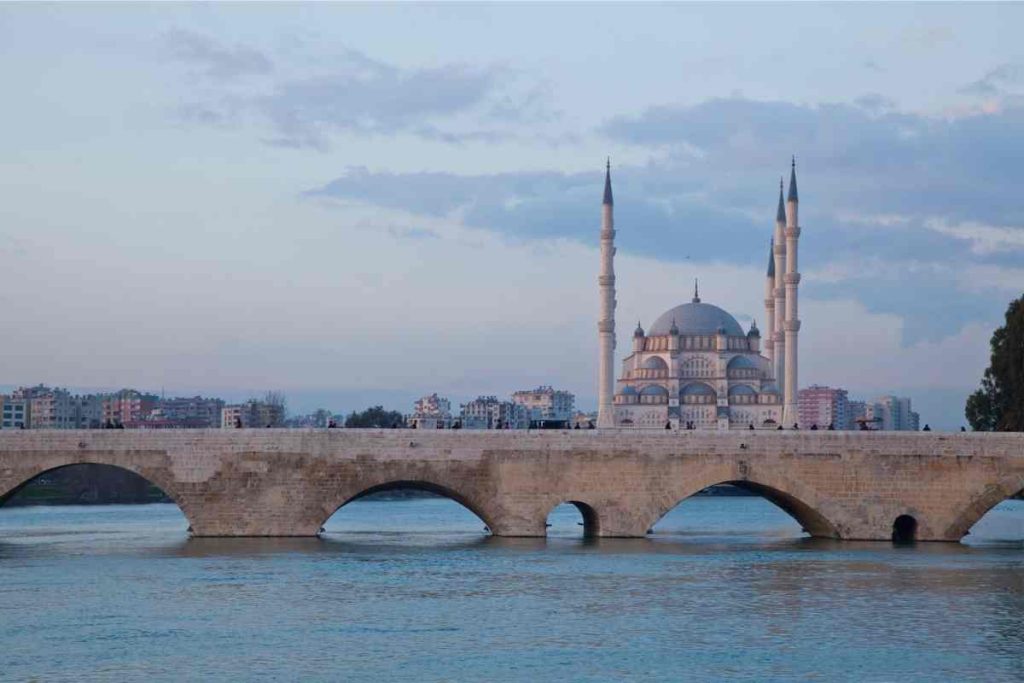 Adana Gezilecek Yerler ve Tarihi