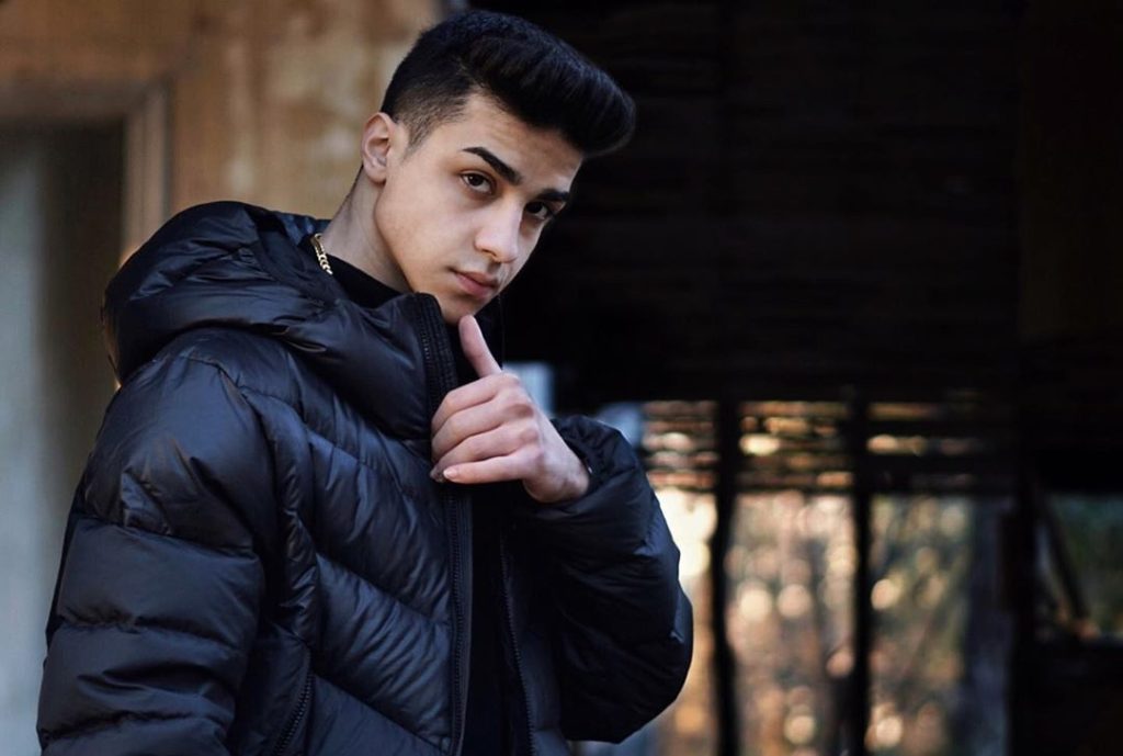 Özgür Deniz (cellat36) Kimdir?